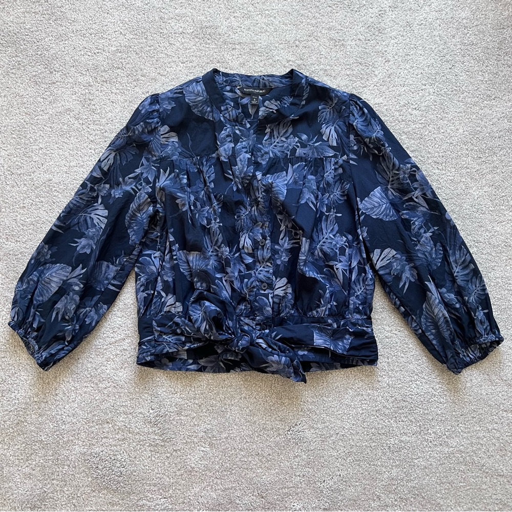 Banana Republic Blue Floral Tie-Waist Cotton Blouse